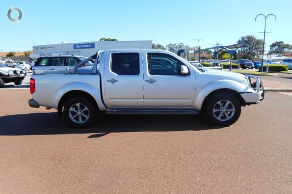  Nissan Navara 2014 Titanium D40 Series