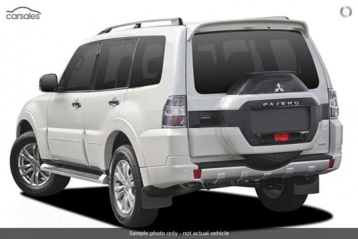 2017 Mitsubishi Pajero GLX NX