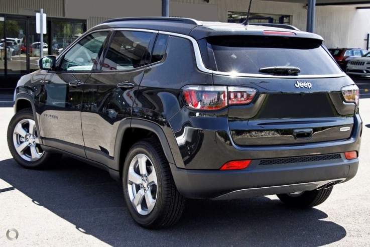 2017 Jeep Compass Longitude M6