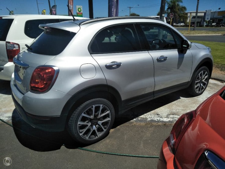 2017 Fiat 500X Cross Plus 334