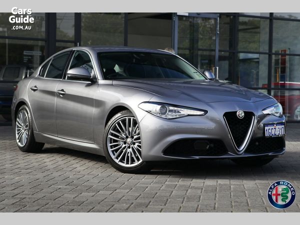 2017 Alfa Romeo Giulia Super Sedan