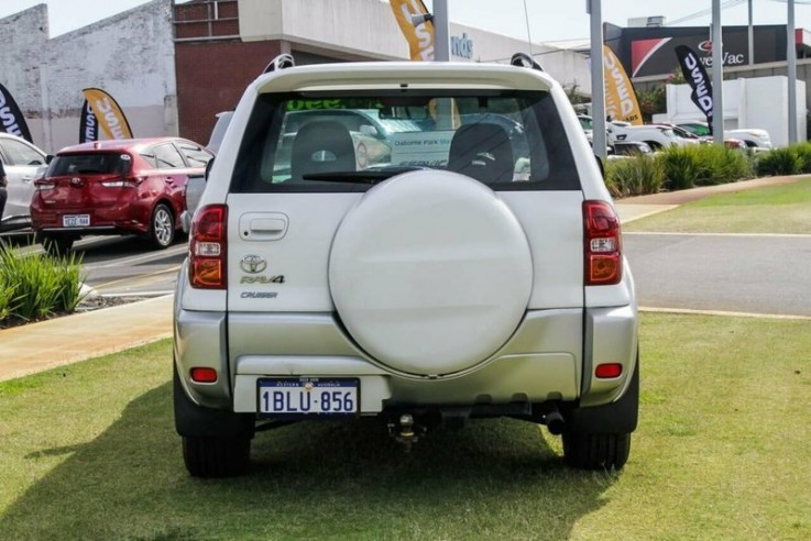 Toyota Rav4 Cruiser Wagon 2003 