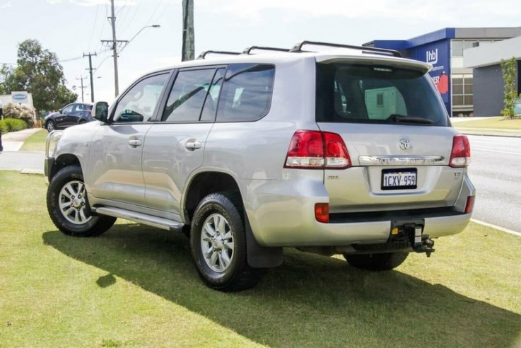 Toyota Landcruiser Gxl Wagon 2008 