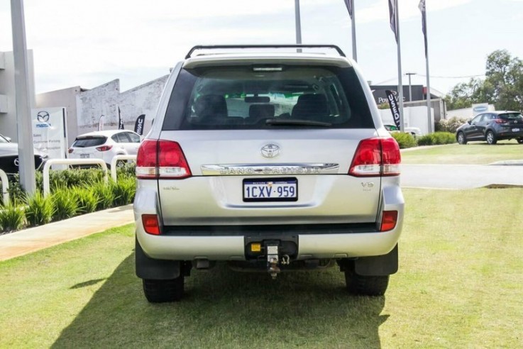 Toyota Landcruiser Gxl Wagon 2008 