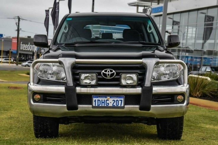  Toyota Landcruiser Gxl  2010Wagon 