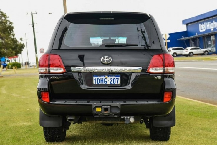  Toyota Landcruiser Gxl  2010Wagon 