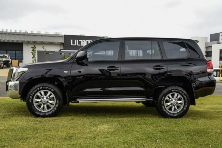  Toyota Landcruiser Gxl  2010Wagon 