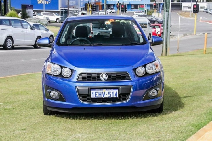  Holden Barina Cdx Hatchback  2013