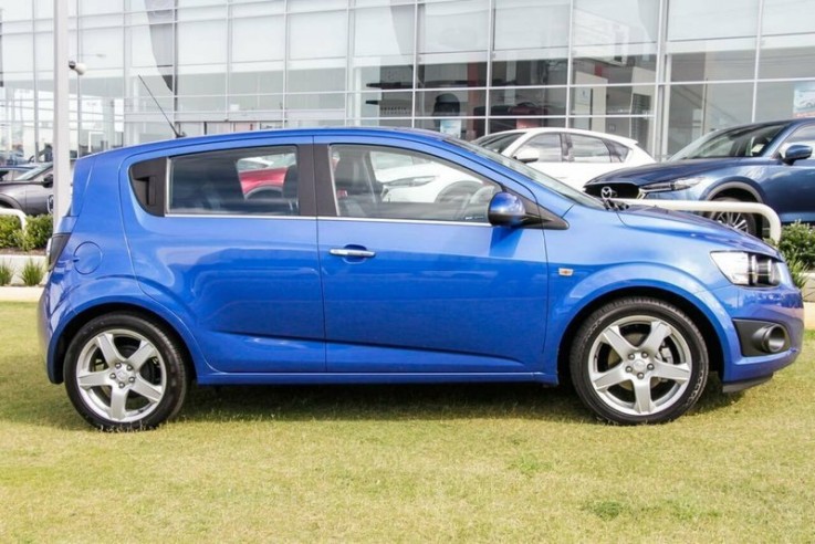  Holden Barina Cdx Hatchback  2013