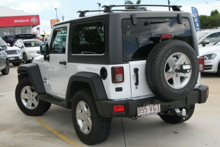 2013 Jeep Wrangler Sport