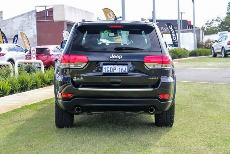  Jeep Grand Cherokee Laredo 2014