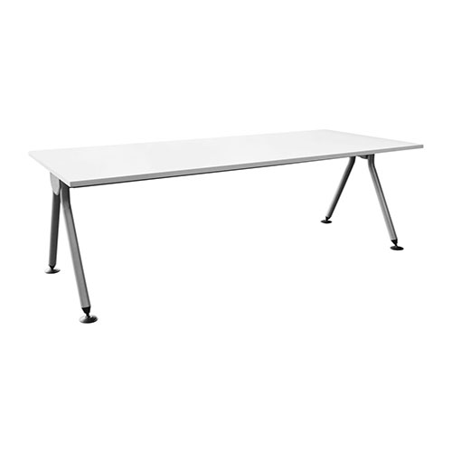 Edge Straight Desk 1500 x 800