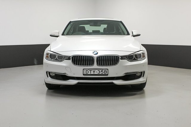 2013 BMW 328I Luxury Line Sedan