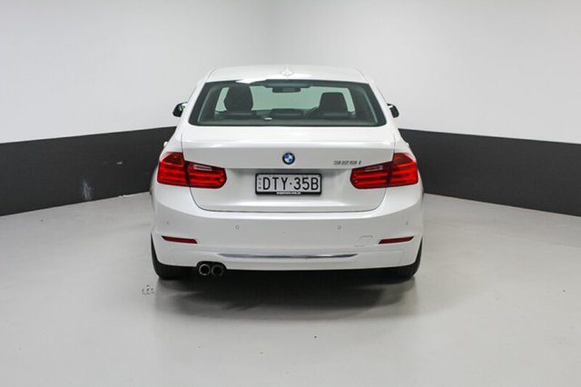 2013 BMW 328I Luxury Line Sedan