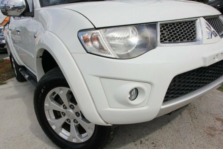 2013 Mitsubishi Triton GLX-R Double Cab