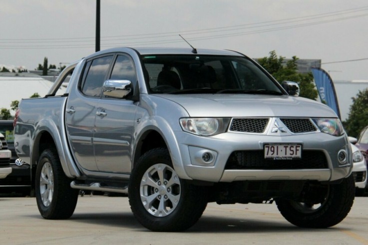 2013 Mitsubishi Triton GLX-R Double Cab