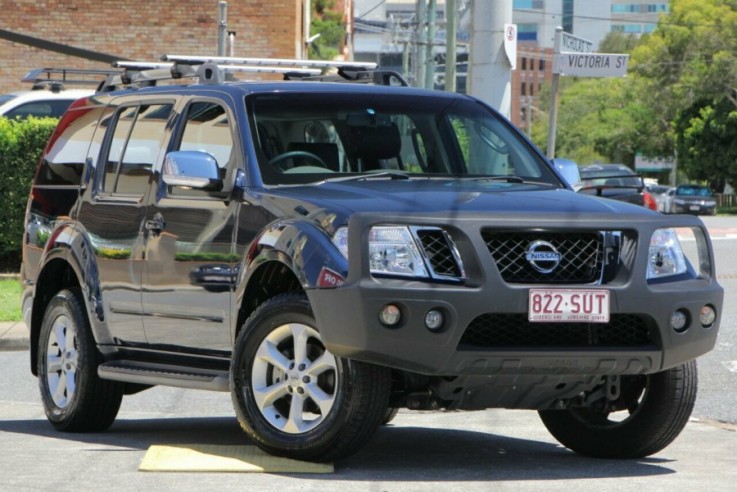 2012 Nissan Pathfinder ST-L