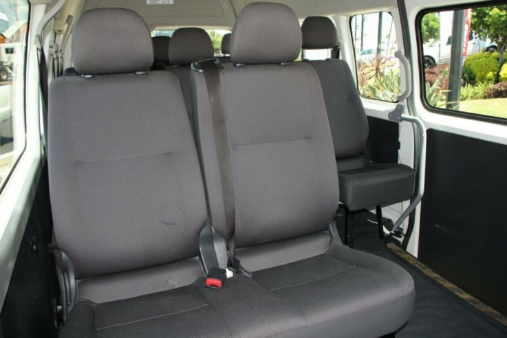 2013 Toyota Hiace Commuter High Roof Sup