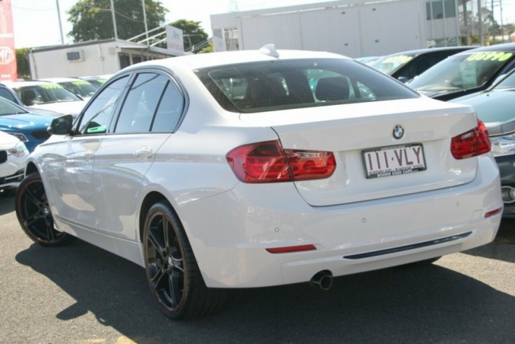 2012 BMW 318D