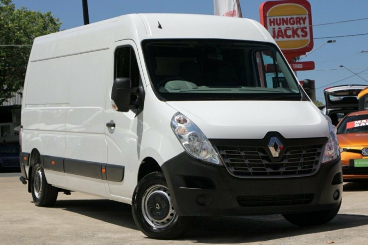 2015 Renault Master Mid Roof LWB AMT