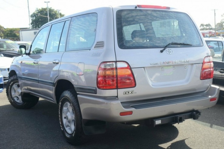 2002 Toyota Landcruiser GXL