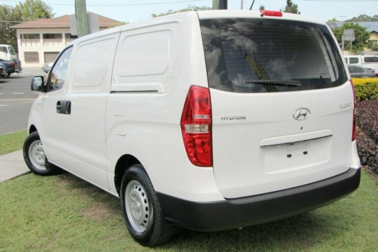 2016 Hyundai iLOAD