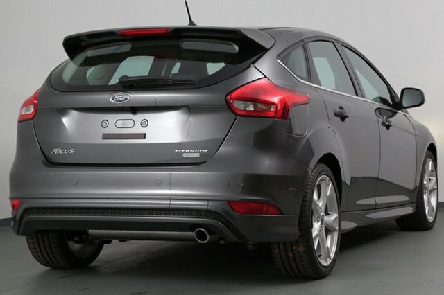 2017 Ford Focus Titanium Hatchback