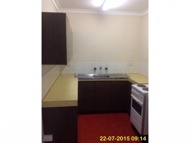 7/4 Robinson Street,Fremantle $300weekly