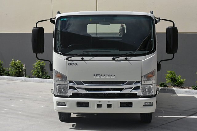 2018 Isuzu N Series Cab Chassis