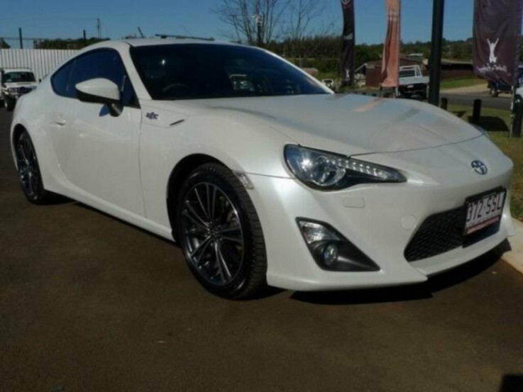 2012 Toyota 86 Gts Coupe (Pegasus White)