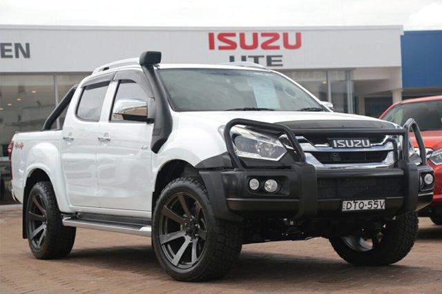 2017 Isuzu D-MAX LS-Terrain Crew Cab Uti