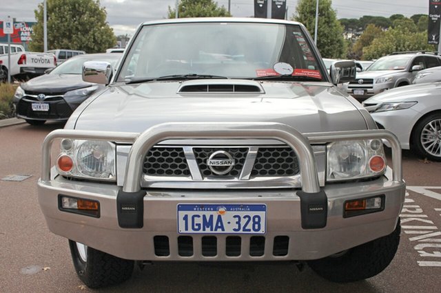 2009 Nissan Navara ST-R (4x4) Dual Cab P