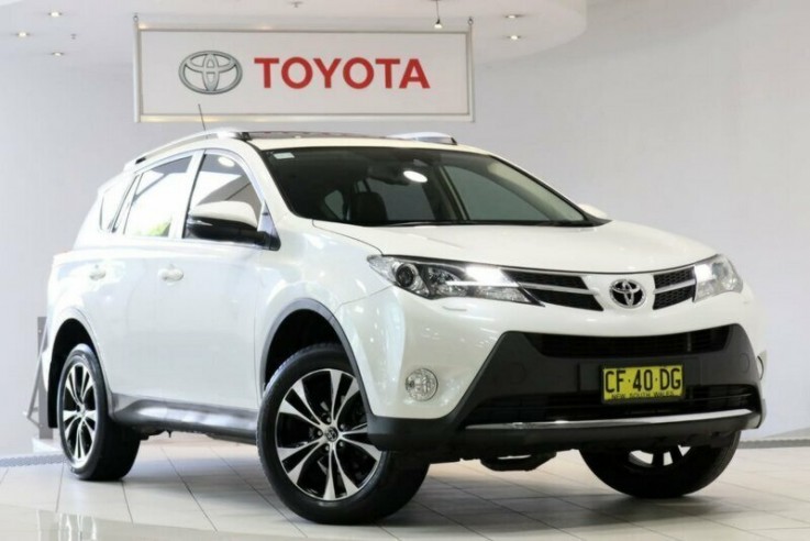 2015 Toyota RAV4 Cruiser AWD Wagon (Crys