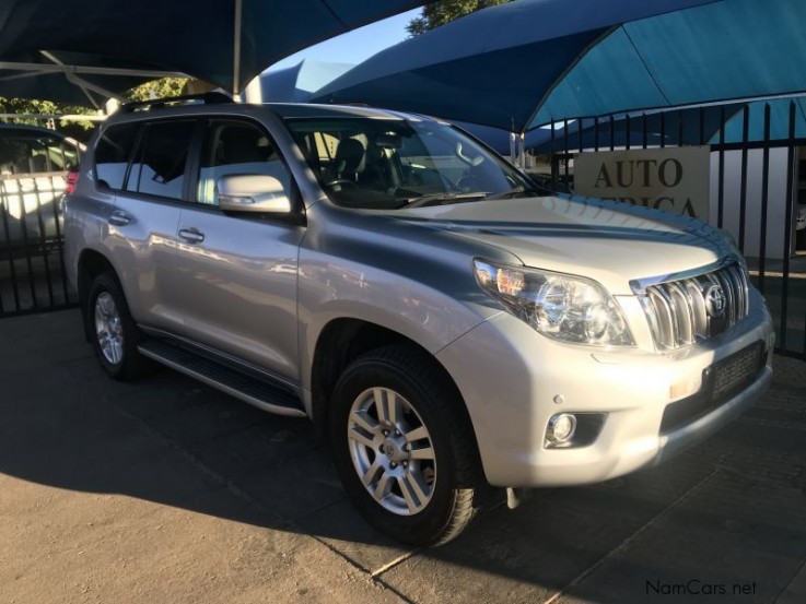 Toyota Land cruiser Prado with documents