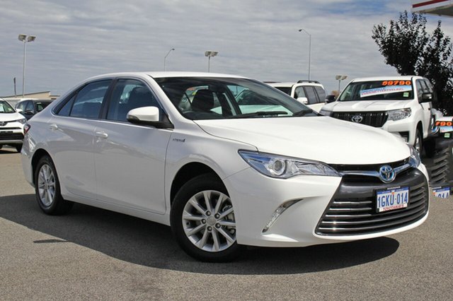 2010 Toyota Camry Hybrid Sedan