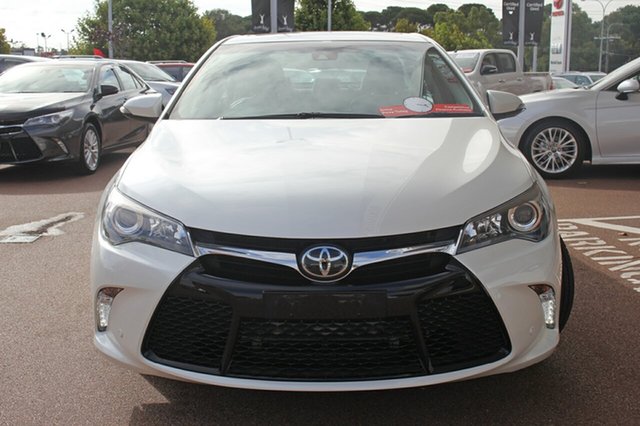 2016 Toyota Camry Atara SL Sedan