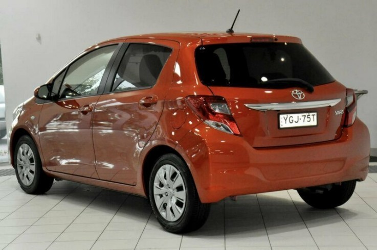 2016 Toyota Yaris SX Hatchback (Inferno)