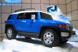 2016 Toyota FJ Cruiser Wagon (Hornet Yel