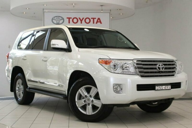 2014 Toyota Landcruiser Sahara Wagon (Cr