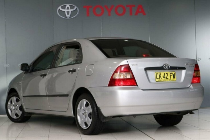 2003 Toyota Corolla Ascent Sedan (Silver