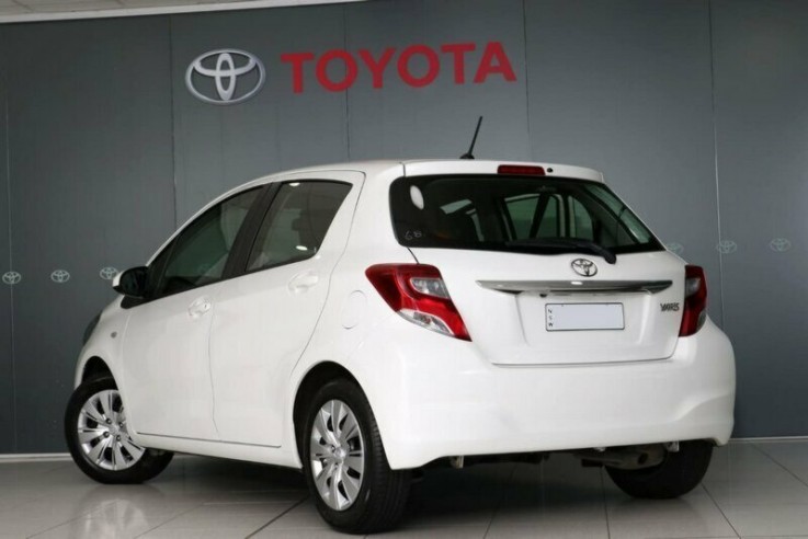 2016 Toyota Yaris Ascent Hatchback (Glac