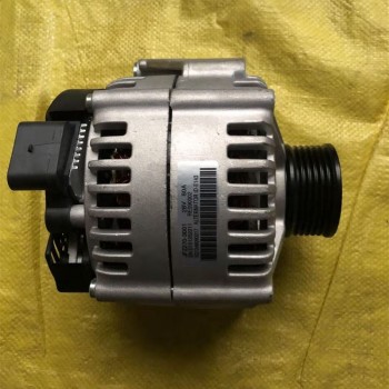 Sinotruk Howo Truck Spare Parts Alternator VG124609001725