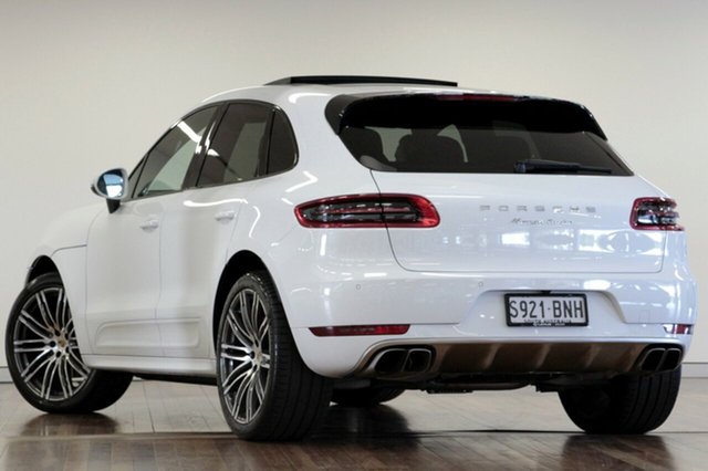 2014 Porsche Macan Turbo PDK AWD Wagon