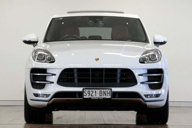 2014 Porsche Macan Turbo PDK AWD Wagon