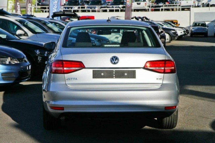 2015 Volkswagen Jetta 118tsi Dsg Trendli