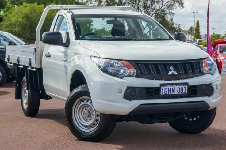 2017 Mitsubishi Triton Glx Cab Chassis (