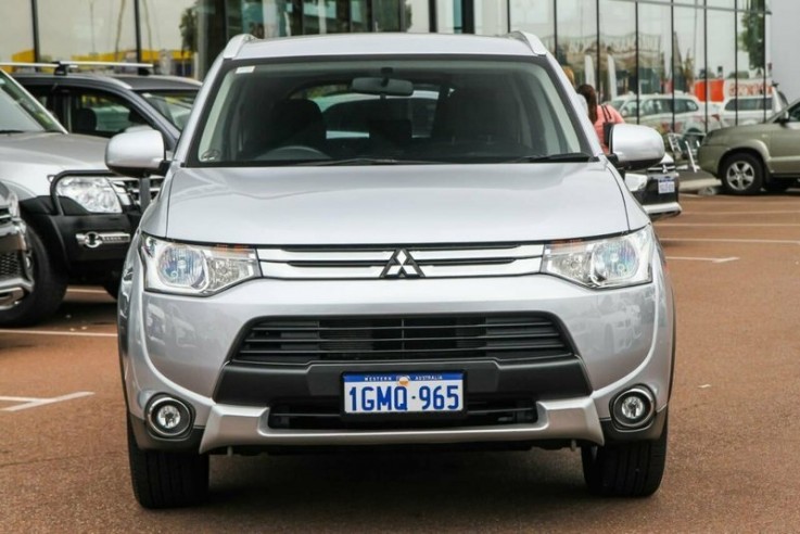 2014 Mitsubishi Outlander Es 2wd Wagon (