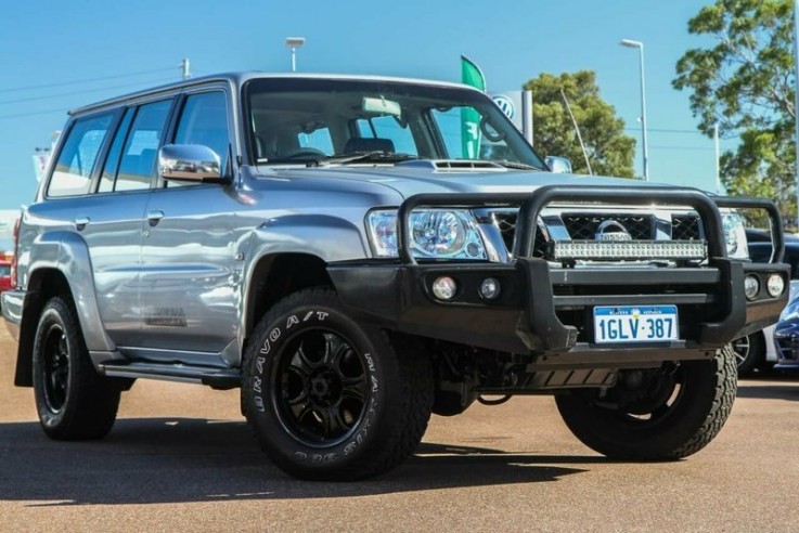 2010 Nissan Patrol St Wagon (Silver)