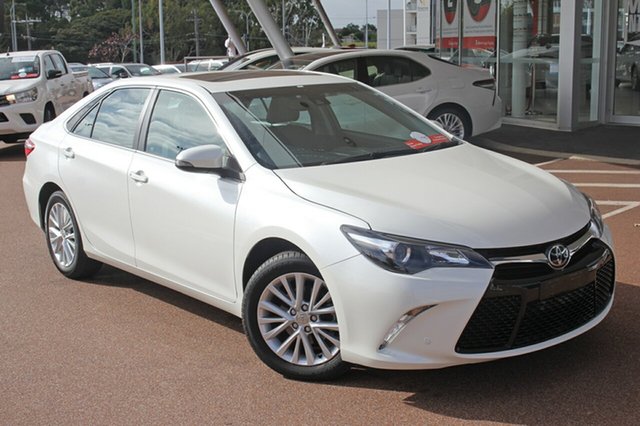 2016 Toyota Camry Atara SL Sedan