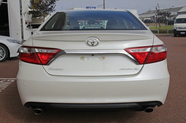 2016 Toyota Camry Atara SL Sedan